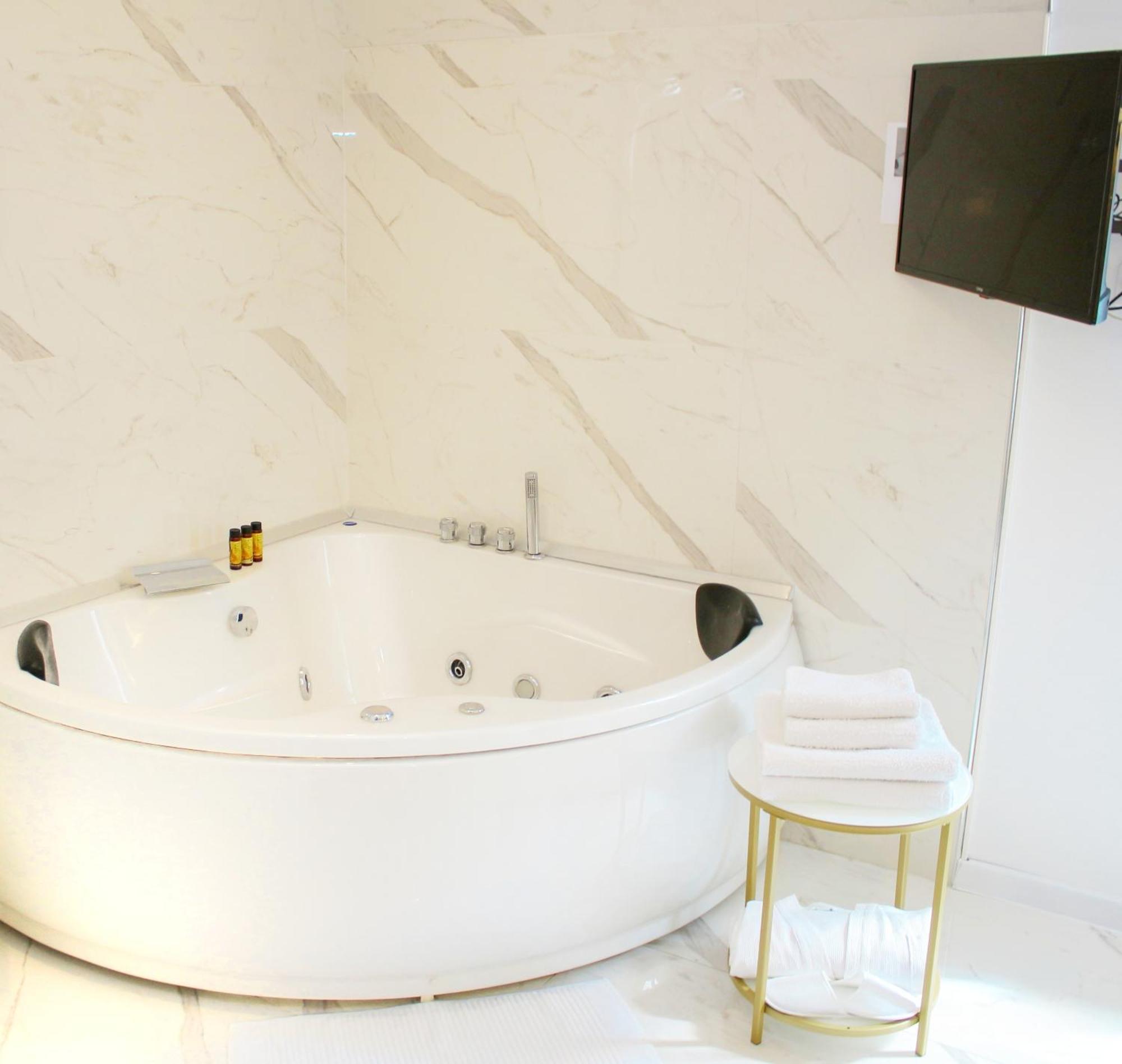 Lumiere Luxe Suites Beograd Ngoại thất bức ảnh